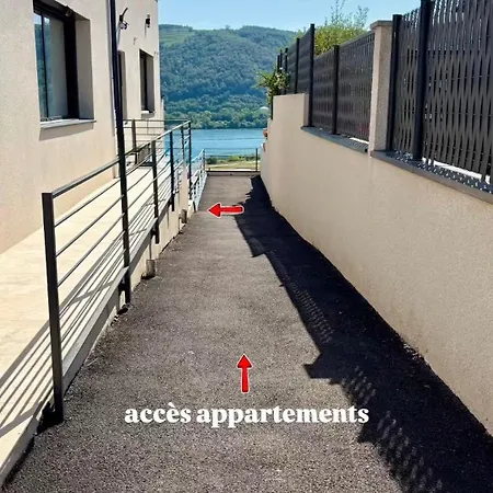 L Escapade Au Bord Du Rhone Appartamento *